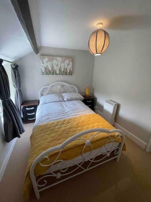 Yew Tree Cottage, 3 Bedroom, 4 Church Row Defynnog Devynock Ngoại thất bức ảnh