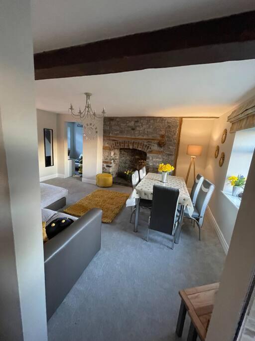 Yew Tree Cottage, 3 Bedroom, 4 Church Row Defynnog Devynock Ngoại thất bức ảnh